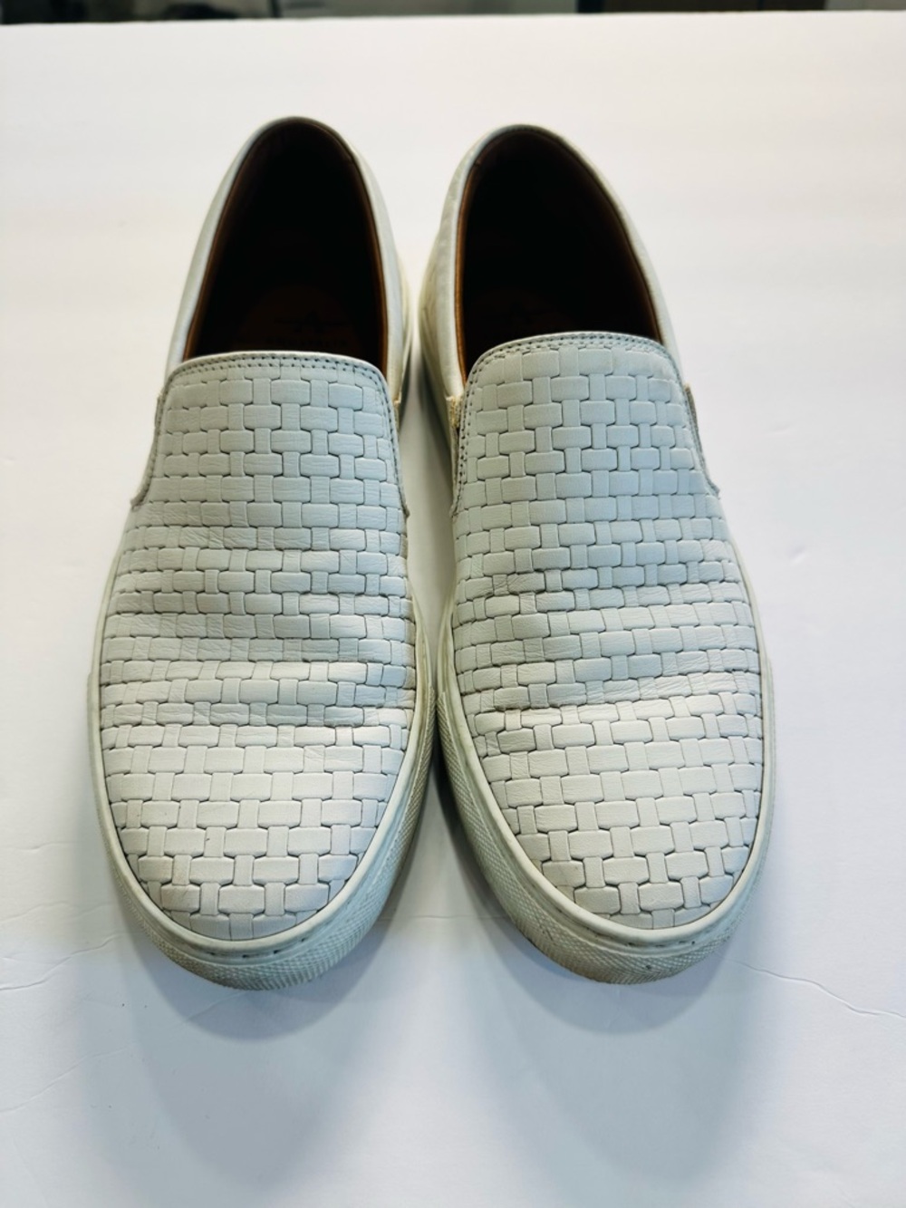 Aquatalia White Woven Leather Slip On Sneakers Women’s Size 6.5 Made in Italy